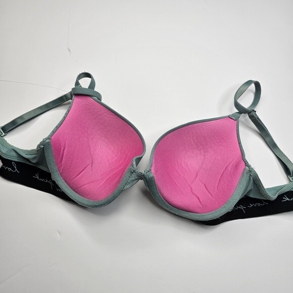 Pink Victoria's Secret wear everywhere push up size 34C - Picture 5 of 7
